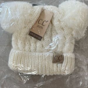 NWT CC Little Girls Pom Pom Beanie
